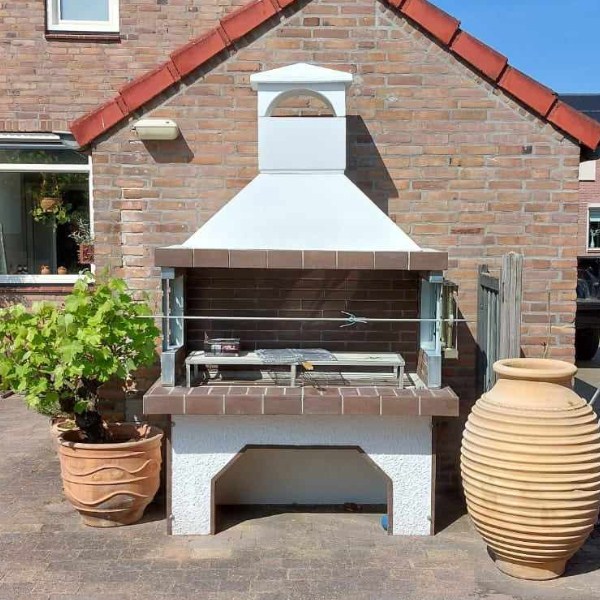 Vorgefertigter_Grill